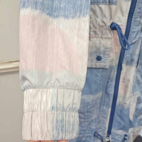 NWOT Adidas by Stella McCartney Pastel Brushstroke Athleisure Streetwear Parka - Picture 12 of 16